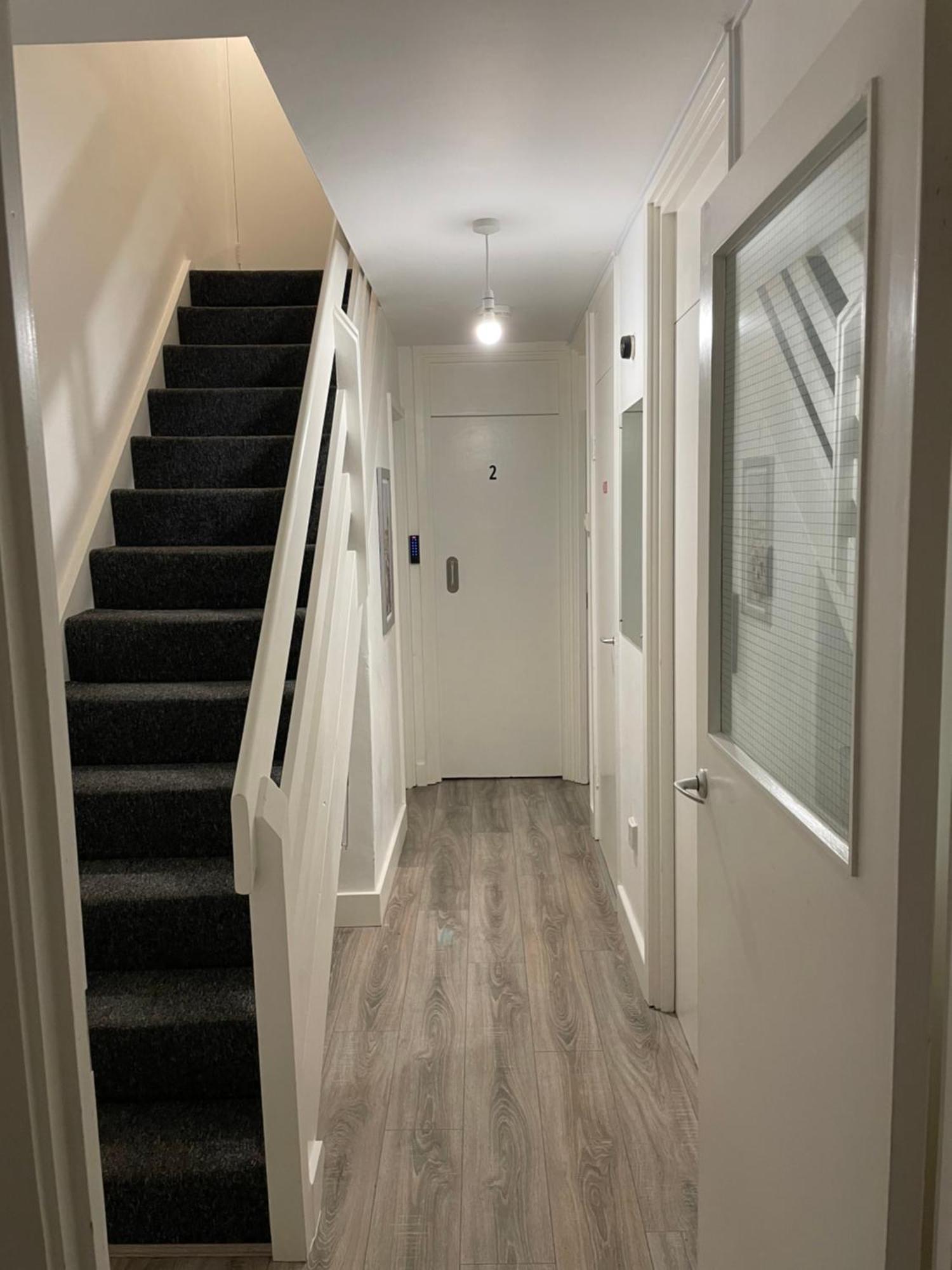 Lovely Triple And Quadruple Rooms In Euston & Square In Central ลอนดอน ภายนอก รูปภาพ